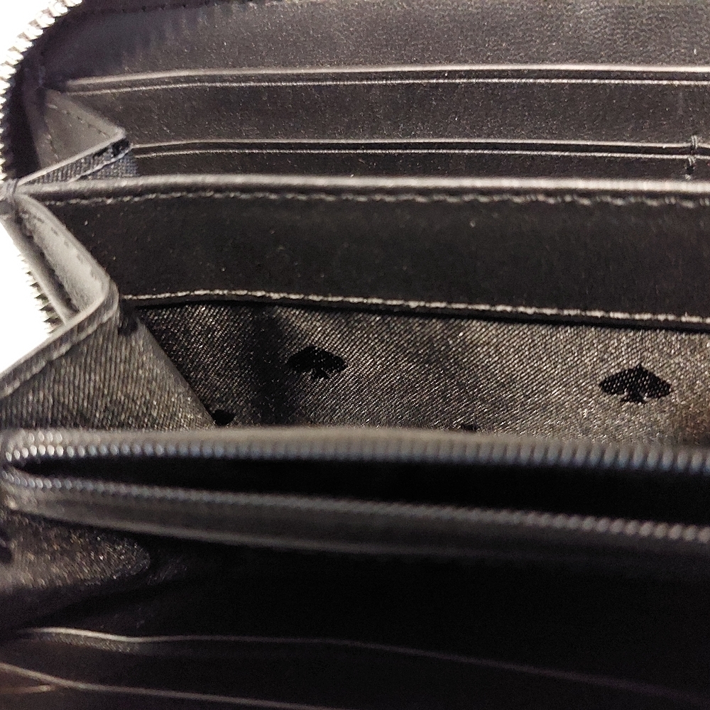 Kate Spade wallet - Picture 2 of 3